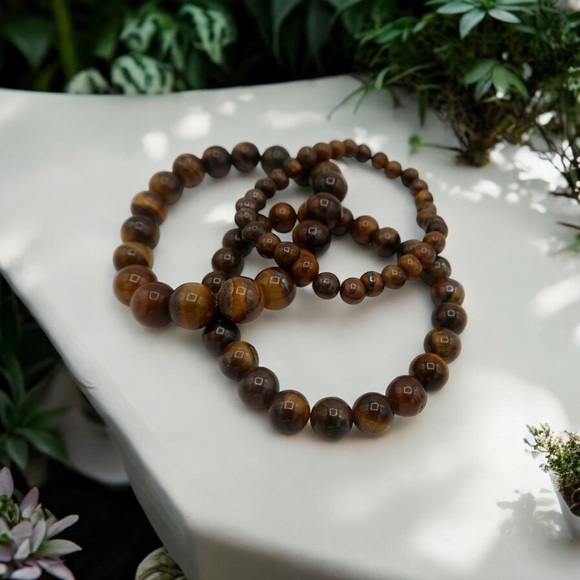 Natural Tiger Eye Bracelet - Picture 3 of 11
